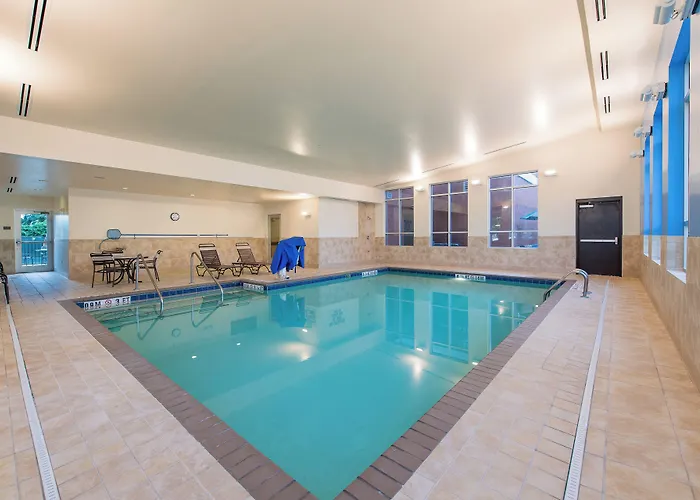 Hyatt Place Charleston Airport / Convention Center 3*