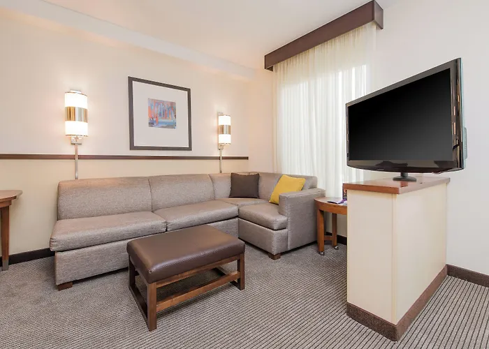 Hotel Hyatt Place Charleston Airport / Convention Center